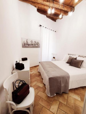 VIRGILIO HOUSE